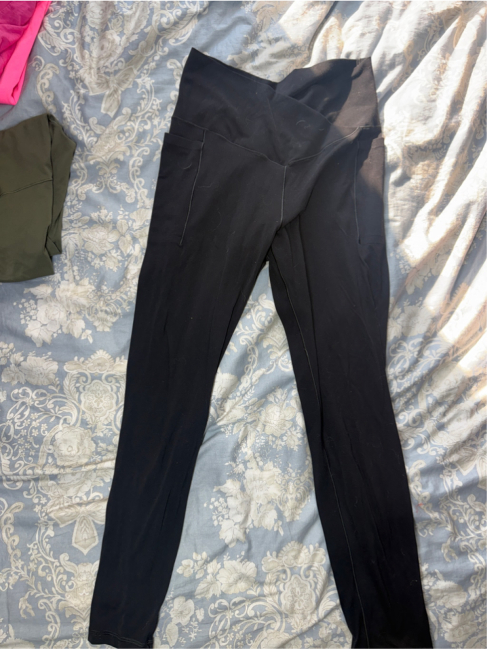 Women's Offline by Aerie Black Leggings Size L